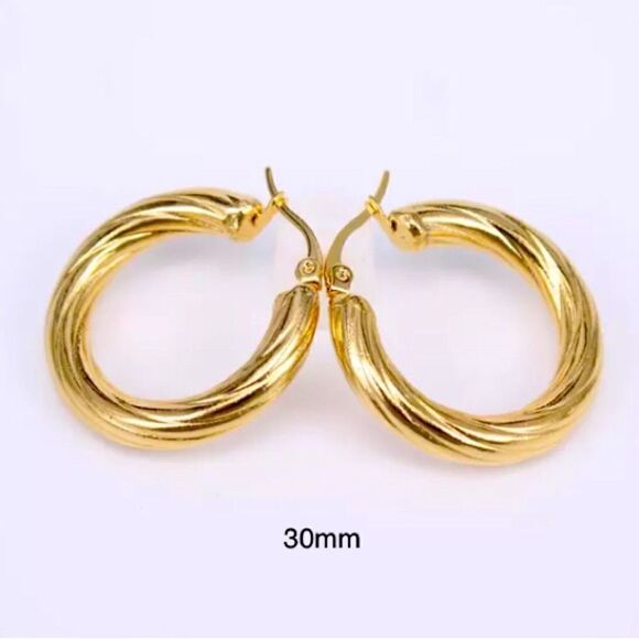 ZARA CLASSY PUNK FASHION TRENDY GOLD TWIST ROPE EARRINGS - Picture 1 of 3